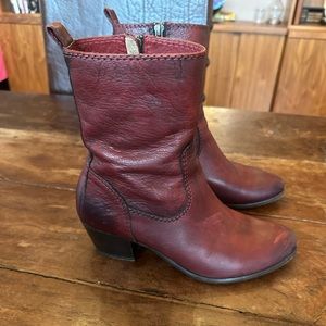 Frye (Essa?) Ankle Booties